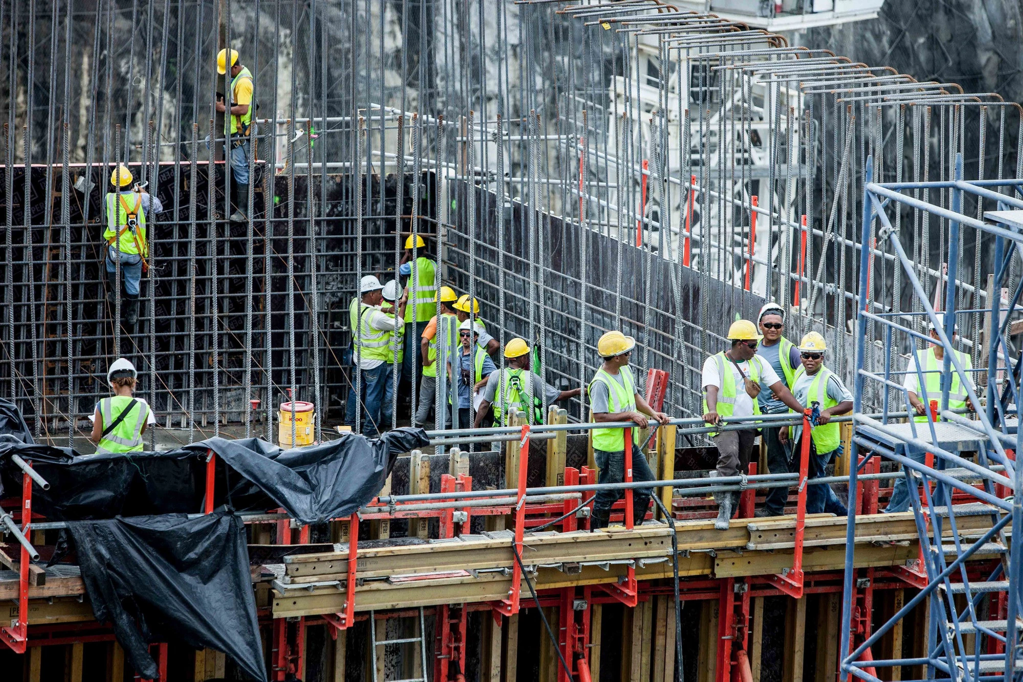 Travaux de construction pour le projet d'extension du canal de Panama. © Gerardo Pesantez / Banque mondiale
