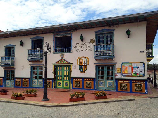 Municipality of Guatapé in Colombia. Photo - Adrienne Hathaway / World Bank