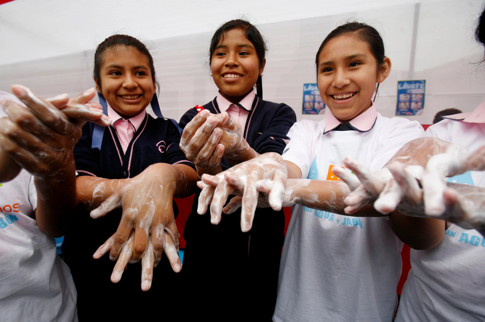 Hand-washing training in Peru 