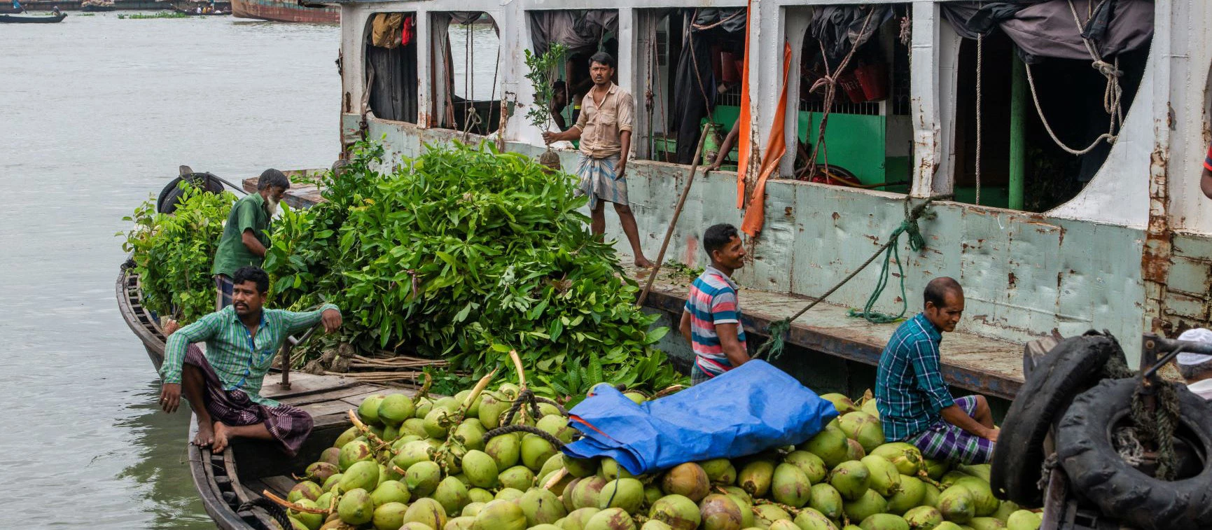 Bangladesh features the world?s largest river delta, formed by the junction of three great rivers ? the Ganges, the Brahmaputra, and the Meghna. Photo: World Bank 