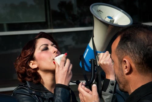 Moroccan Woman protesting - Arne Hoel l World Bank