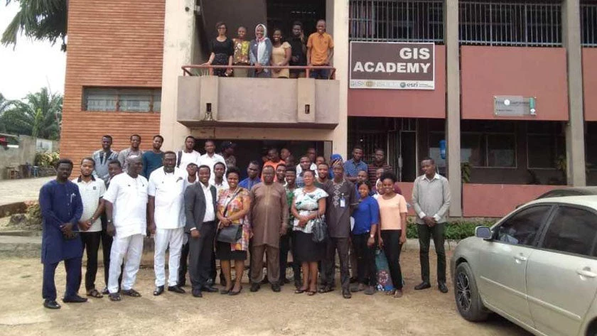 Students and Ibadan Urban Flood Management Project (IUFMP)stakeholders at Geo-Hackathon bootcamp. © David Afolayan 