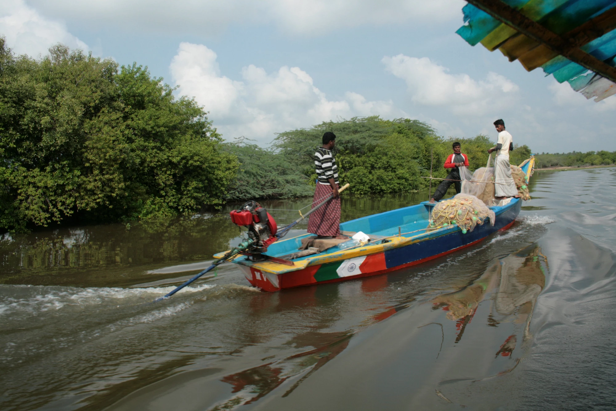 Fisherfolk are aware of the role mangroves play as nurseries for fish and other important marine species. They need to be actively involved in mangrove restoration (Muthupet ? Tamil Nadu). Photo Credit: Peeyush Sekhsaria/ World Bank 