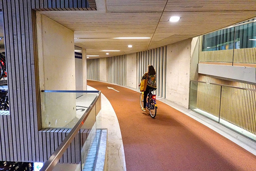 Access to the bicycle parking structure in Utrecht Central station, Netherlands. Photo: © Alfonso Vélez