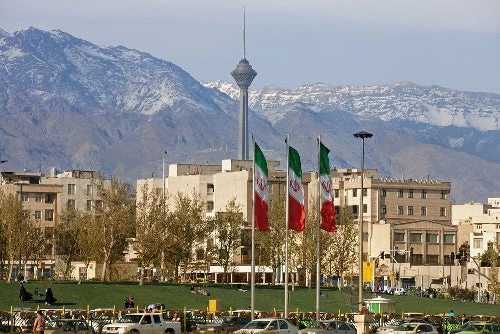 Teheran, Iran - Borna_Mirahmadian l Shutterstock