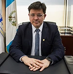 Julio Hector  Estrada