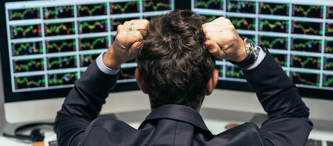 Stock trader overreaction to stock market  | © shutterstock.com