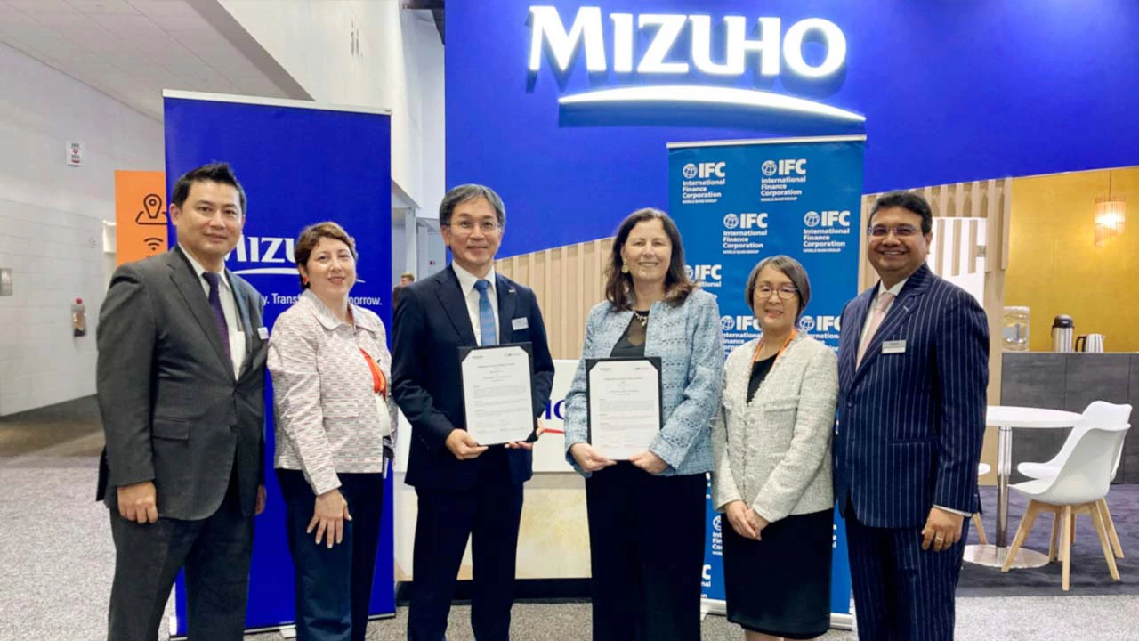 IFC and Mizohu teams at Sibos 2026. Photo: Mizhuo Bank