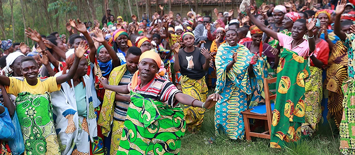 Consultations for Merankabandi Project in the Province of Gitega. Photo: Fabrice Niyonkuru, World Vision.