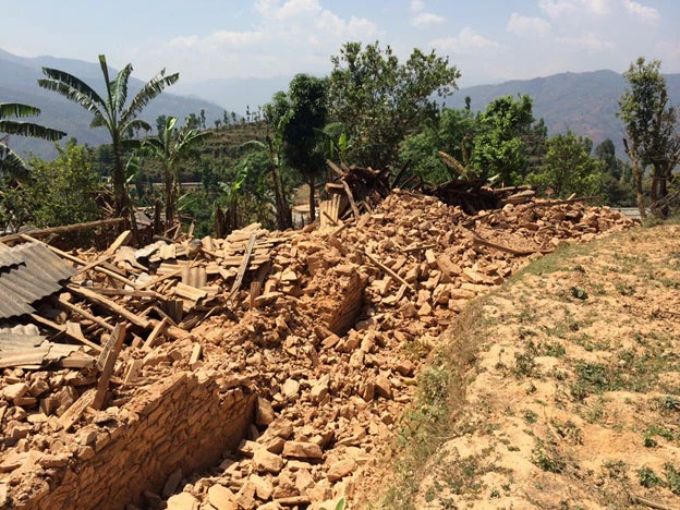  remains of several houses in Pauwathok