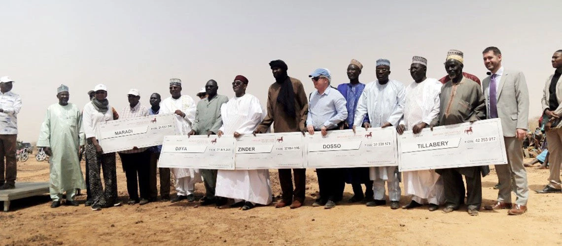 The carbon credit payment ceremony in Koné Béri, Niger, was cause for celebration. Photo: World Bank