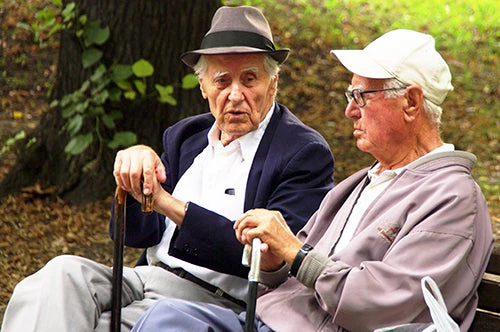 Elderly men, Serbia