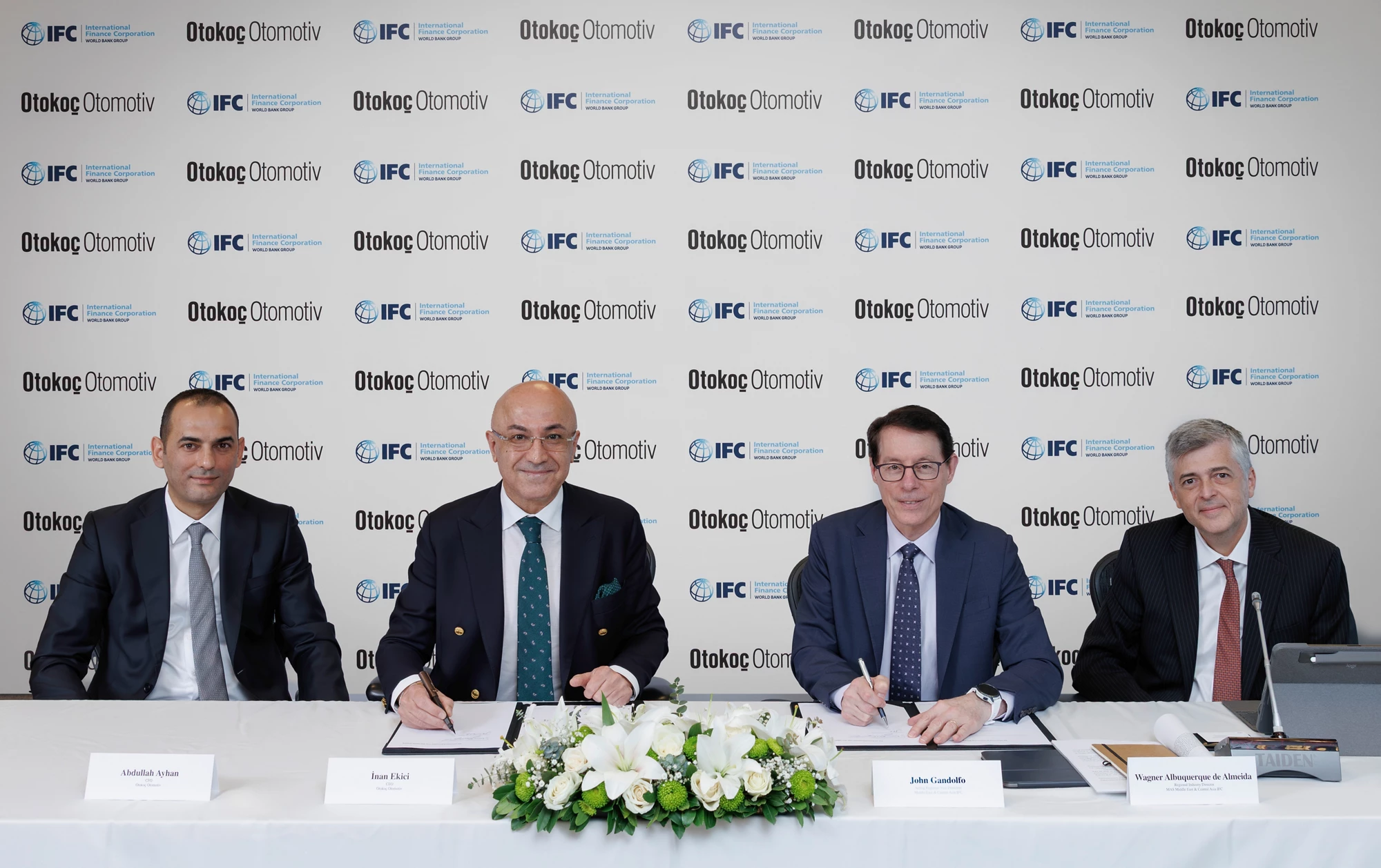 otokoc signing john gandolfo turkiye