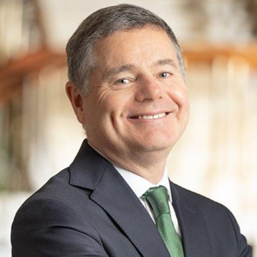 Paschal Donohoe, Directeur général et directeur de la gestion des connaissances, Groupe de la Banque mondiale