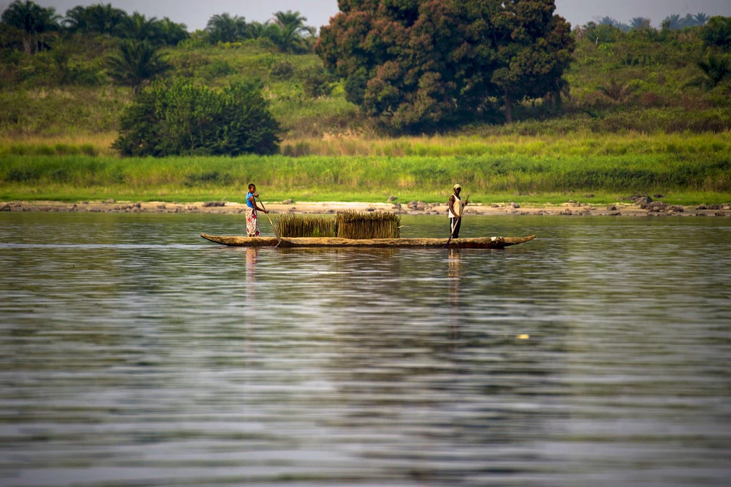 View from the River Congo between Kinshasa and Lukolela, DR Congo. Photo by Ollivier Girard for CIFOR via Creative Commons