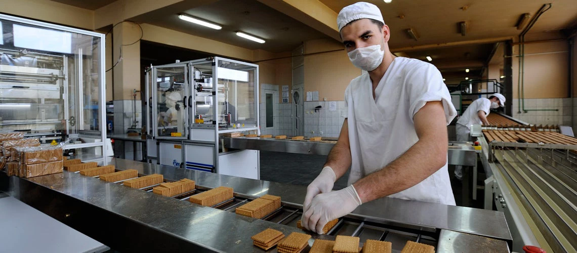 Grâce à un prêt d'une banque locale, cette nouvelle entreprise de biscuits a pu démarrer en Bosnie-Herzégovine. Photo : Almin Zrno/Banque mondiale