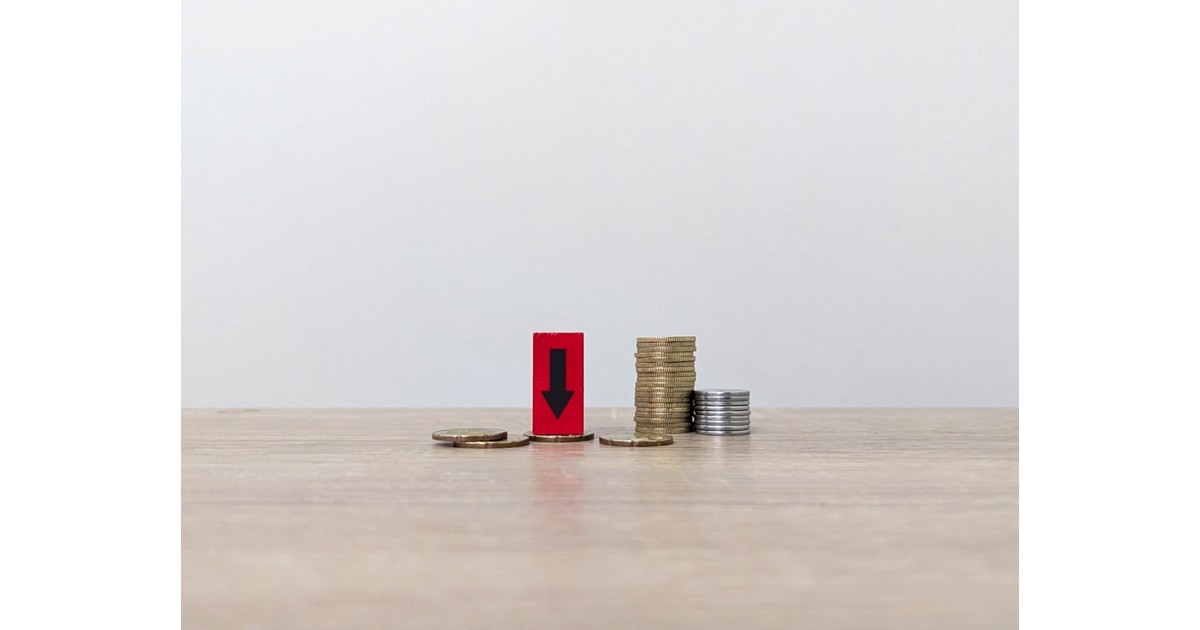 Post-pandemic trends in extreme poverty around the world