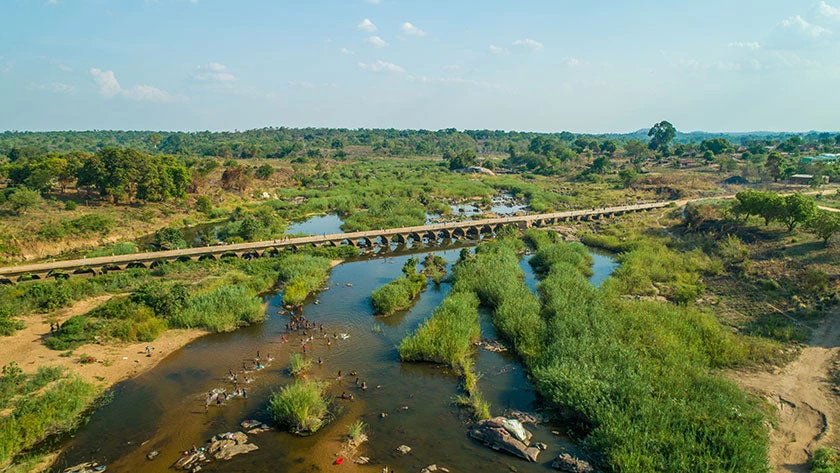 With support from the Integrated Feeder Roads Development Project, the Lua Lua River Bridge was repaired, along with dozens of other bridges and hundreds of kms of roads. Photo: Mozambique National Roads Administration
