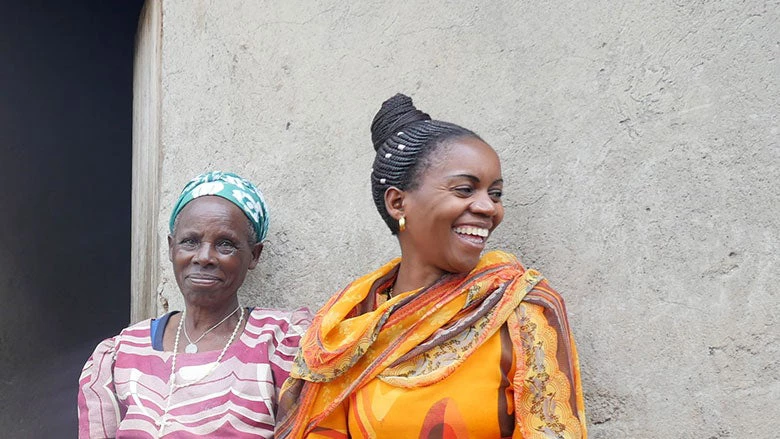 A young Rwandan mother overcomes conflict and rebuilds her life. 