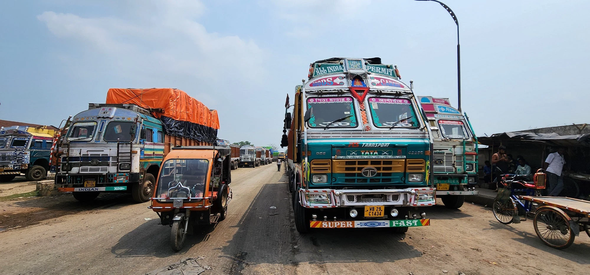 Trucks at the Benapole-Petrapole border between Bangladesh and India.