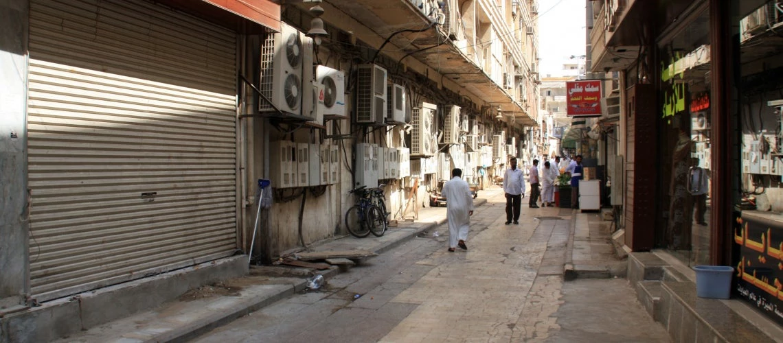 Street in Al-Balad, Jeddah's historic district, Saudi Arabia. © schusterbauer.com / Shutterstock.com