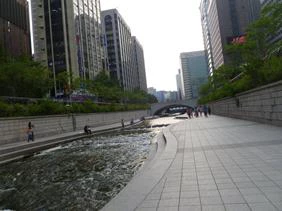 Cheong Gye Cheon Stream in Seoul, Korea