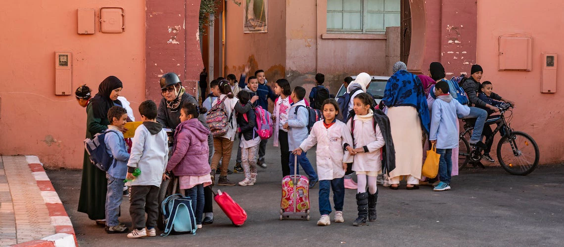 Conscient de ce défi, le Maroc accorde une priorité grandissante au développement de la petite enfance.