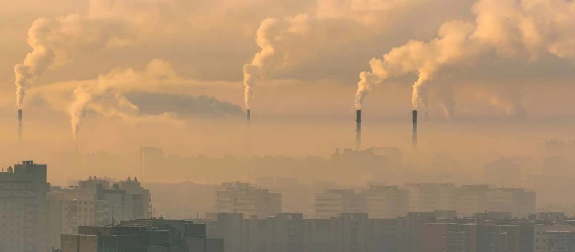 La contaminación atmosférica representa un grave riesgo sanitario en todo el mundo, que pesa sobre las economías y la salud de las personas. Fotografía: © aapsky/Shutterstock
