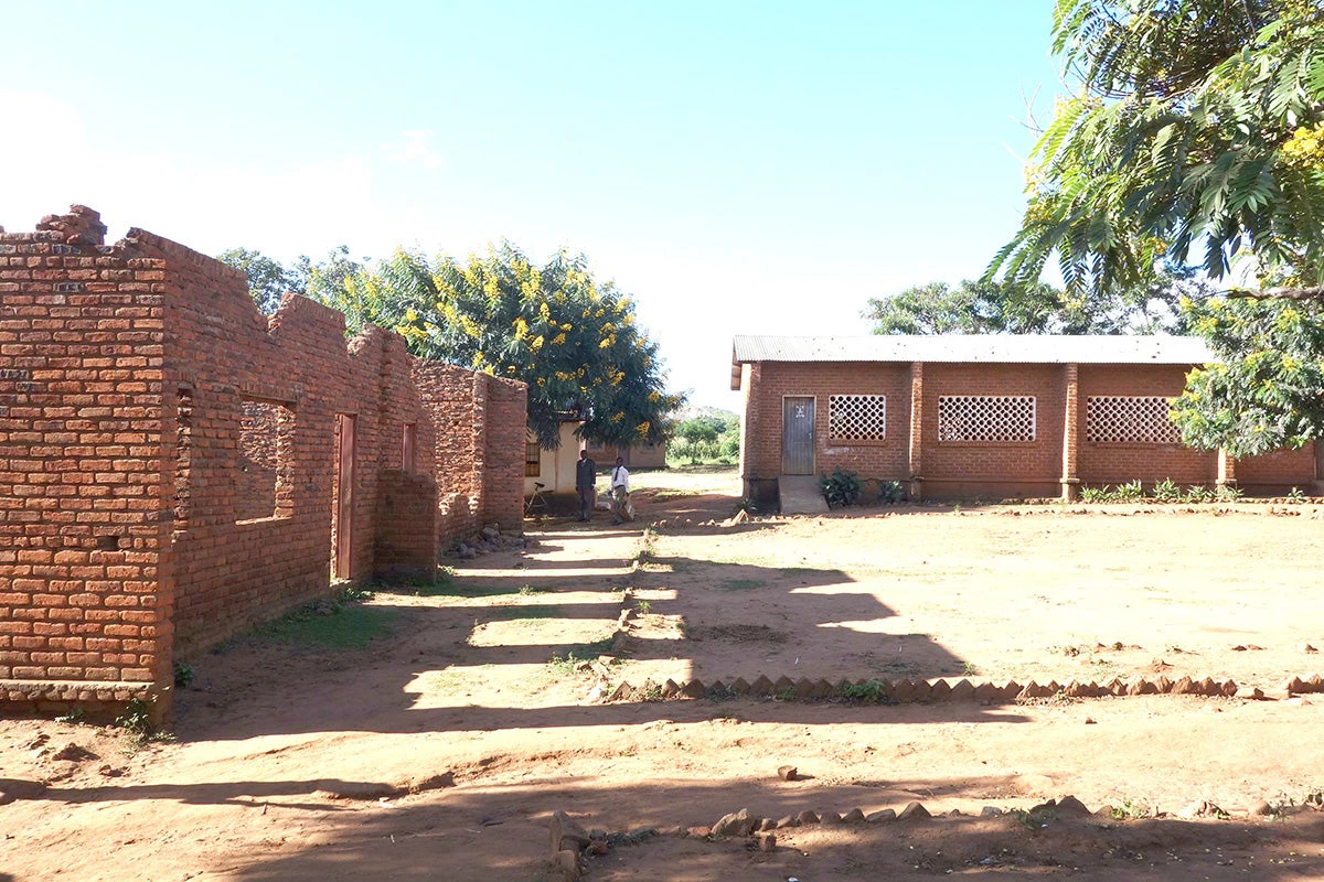 School Building in Malawi: Khuzi Public Primary school Malawi