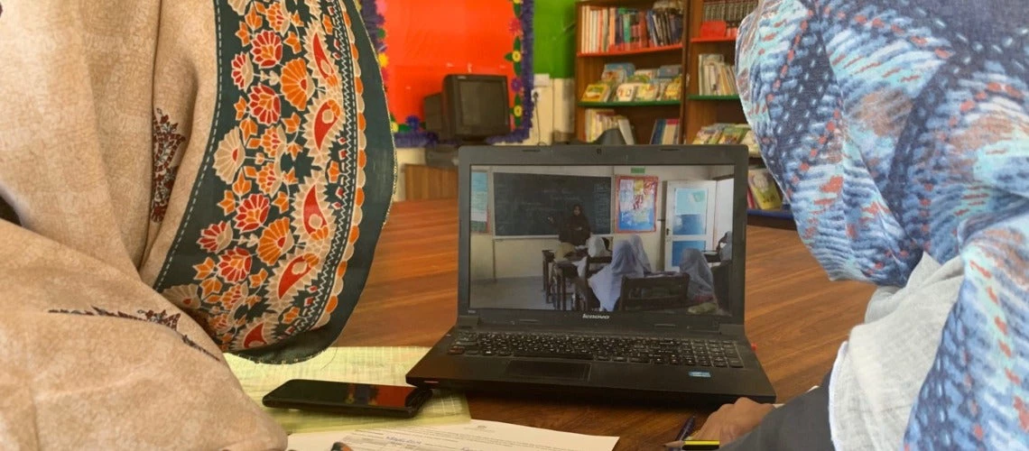 Women in front of laptop