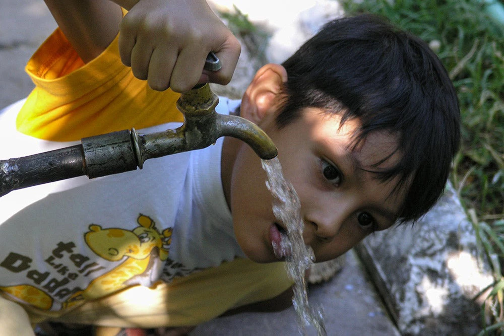 Drinking water. Uzbekistan
