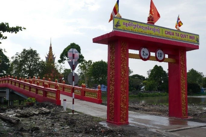 Photo 1 Ta Quyt Bridge in Soc Trang Province. Photo Credit: Mary H. Clark