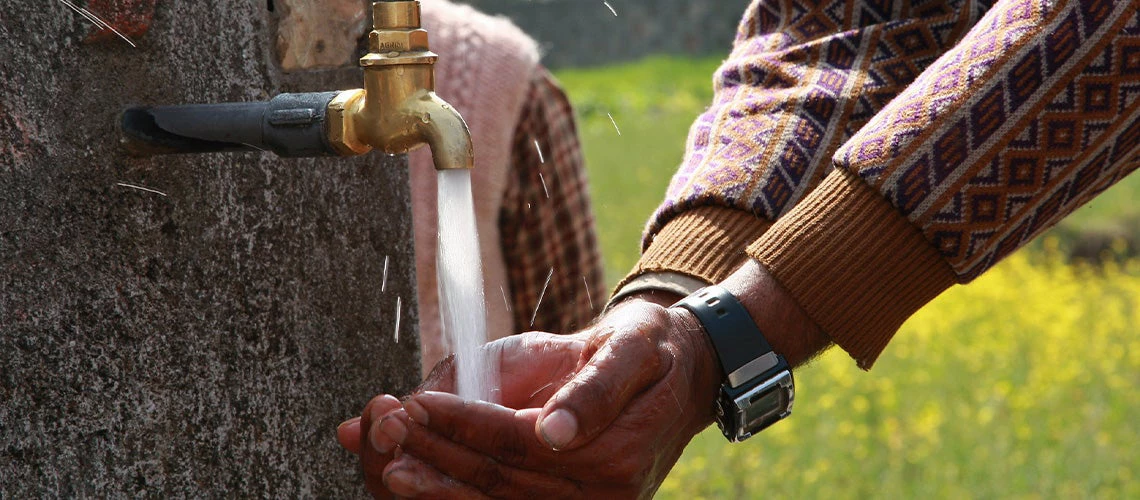 Water tap in Kaski Nepal. Photo: Simone D. McCourtie / World Bank