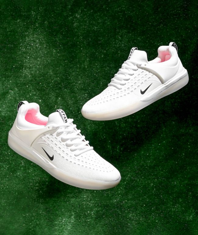 vocaal Groen mosterd Nike SB Nyjah 3 Summit White Skate Shoes
