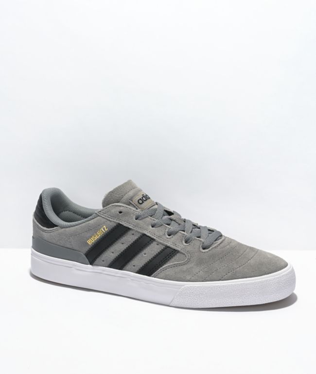 bulto consumidor obturador adidas Busenitz Vulc II Grey, Black, & White Shoes